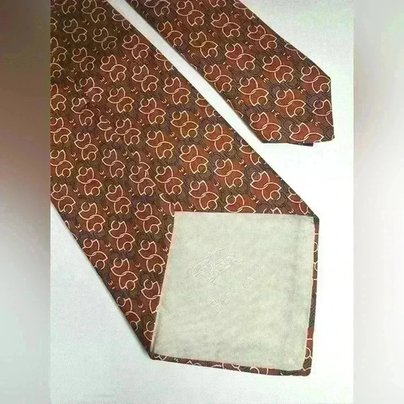 Vintage Burberry Men’s Silk Red Yellow Green Printed Tie. - Picture 1 of 6